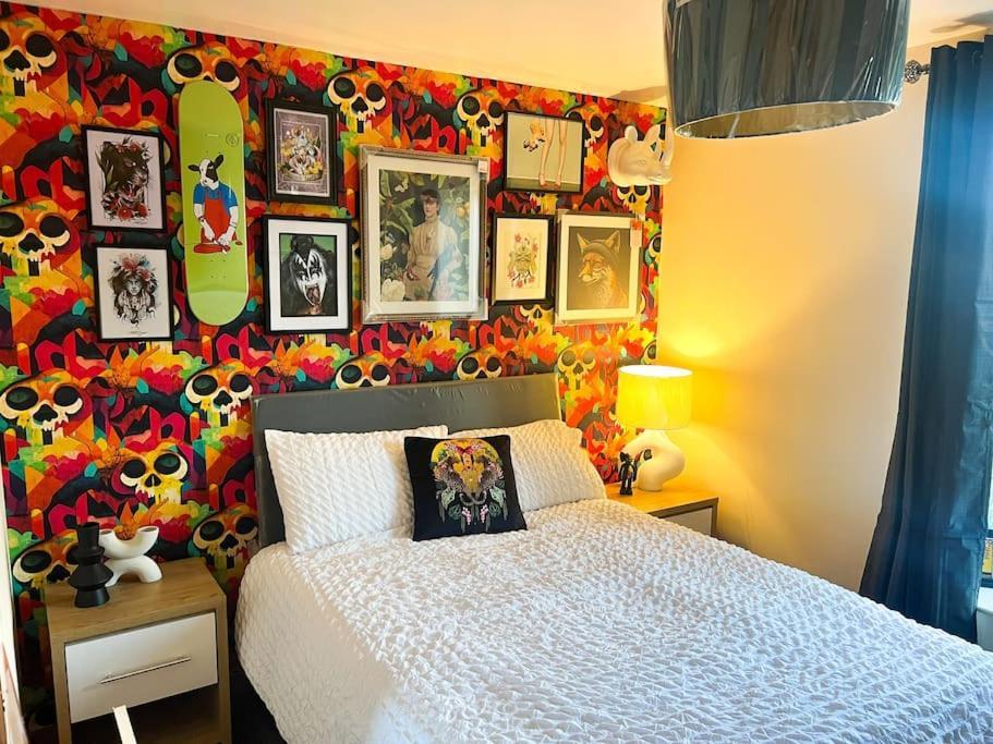 Artistic Stunning Apartment City View Londonderry Eksteriør bilde