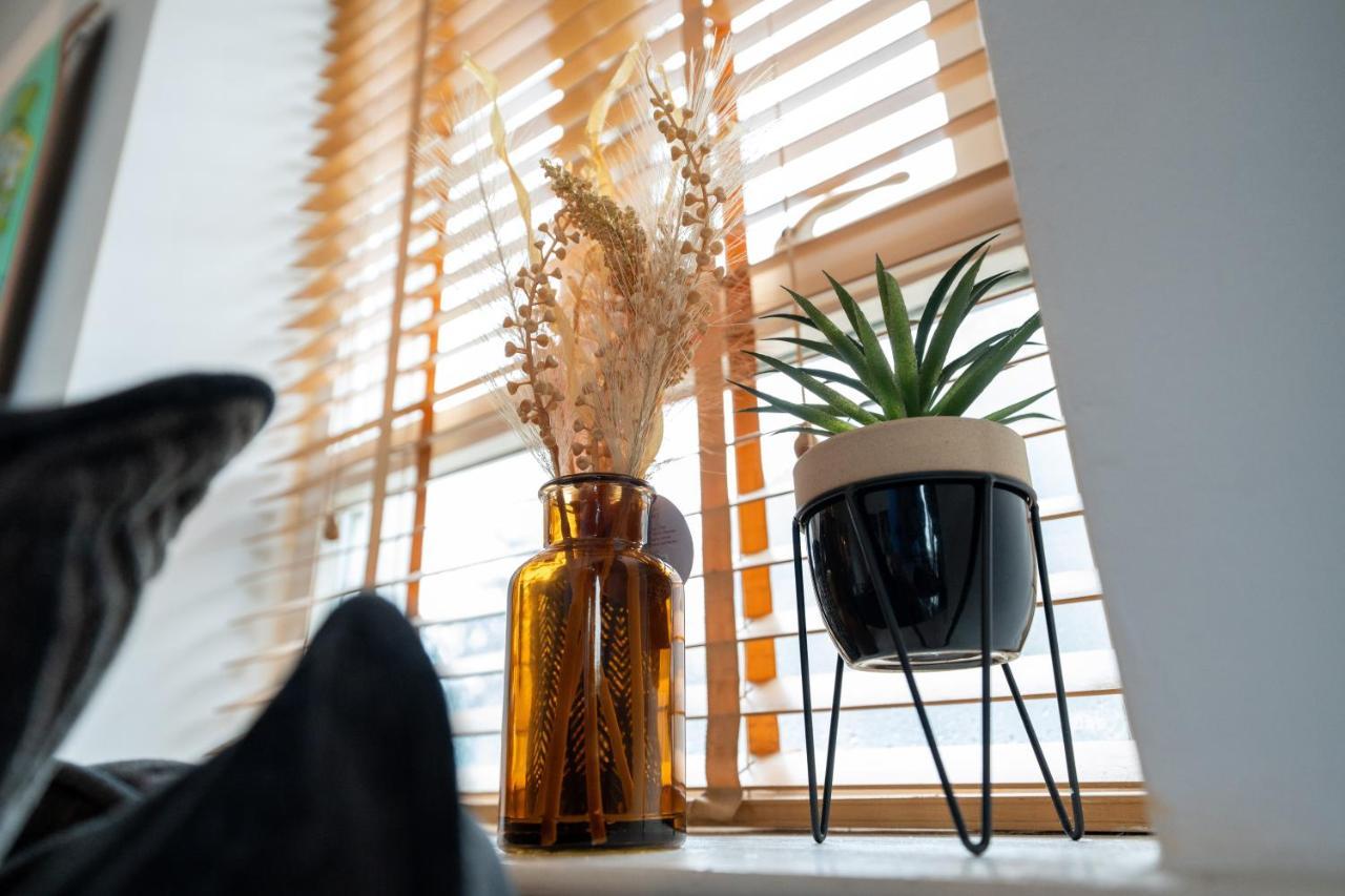 Artistic Stunning Apartment City View Londonderry Eksteriør bilde